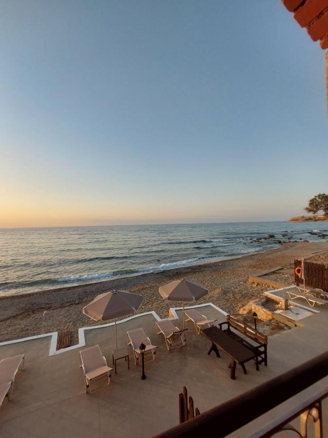 Volakas Beachfront Suites Rethymno  ภายนอก รูปภาพ