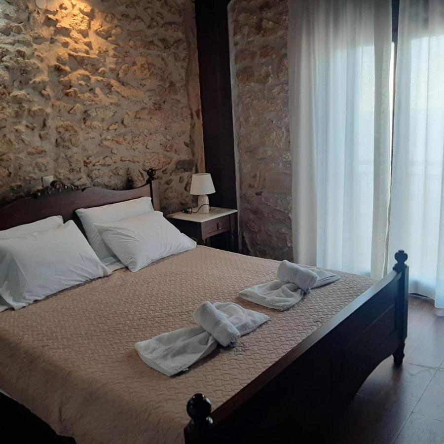 Volakas Beachfront Suites Rethymno  ภายนอก รูปภาพ