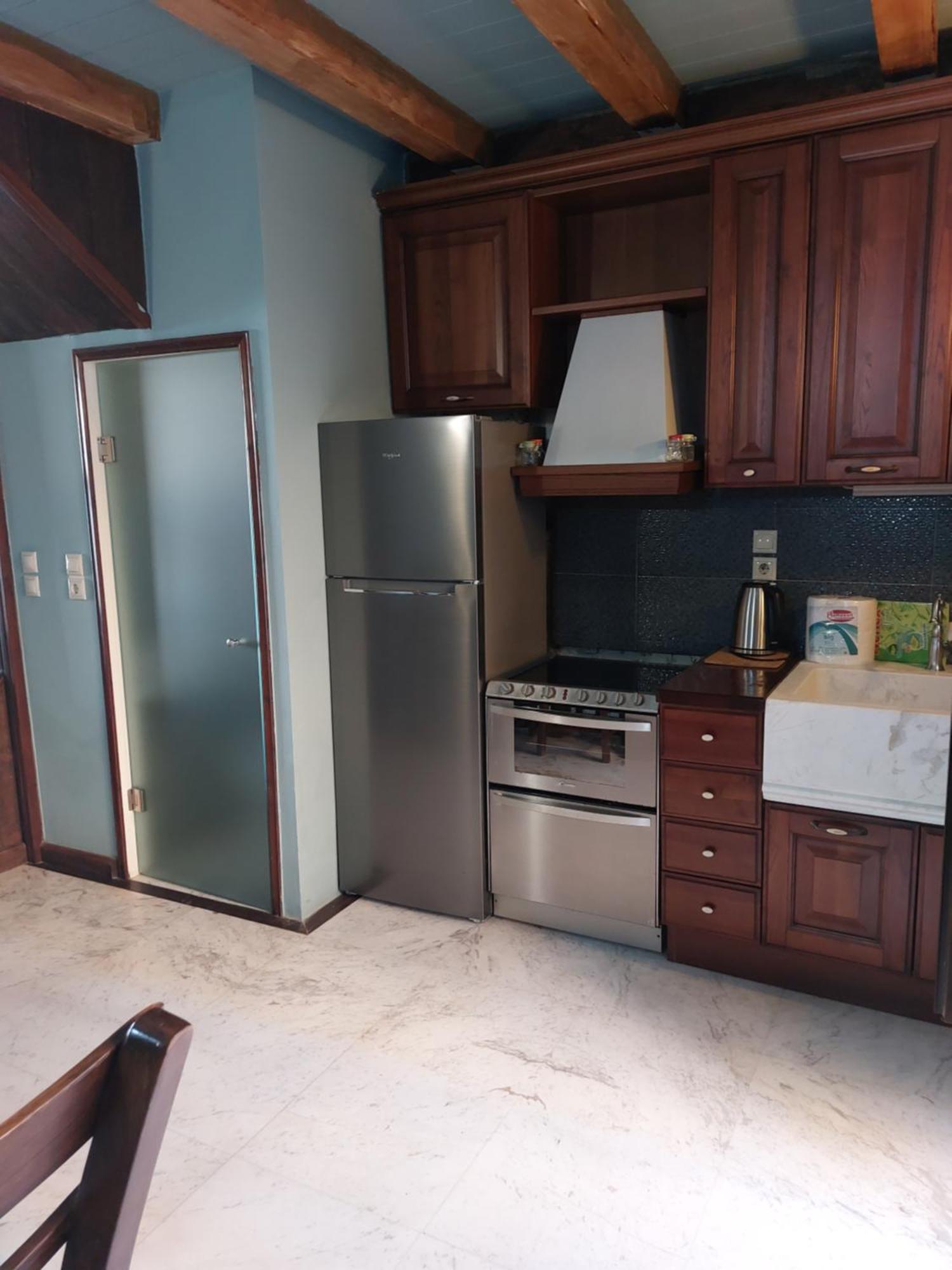 Volakas Beachfront Suites Rethymno  ภายนอก รูปภาพ